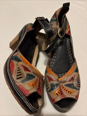 L’artiste Spring Step Avelle Heeled Sandals Size 36